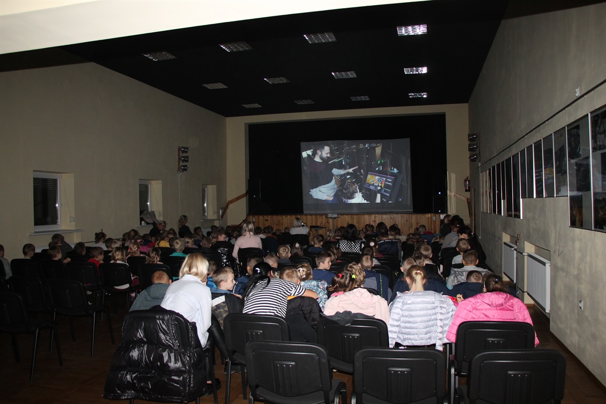 Pierwszy miesiąc seansów filmowych dla dzieci i młodzieży w ramach NHEF za nami!
